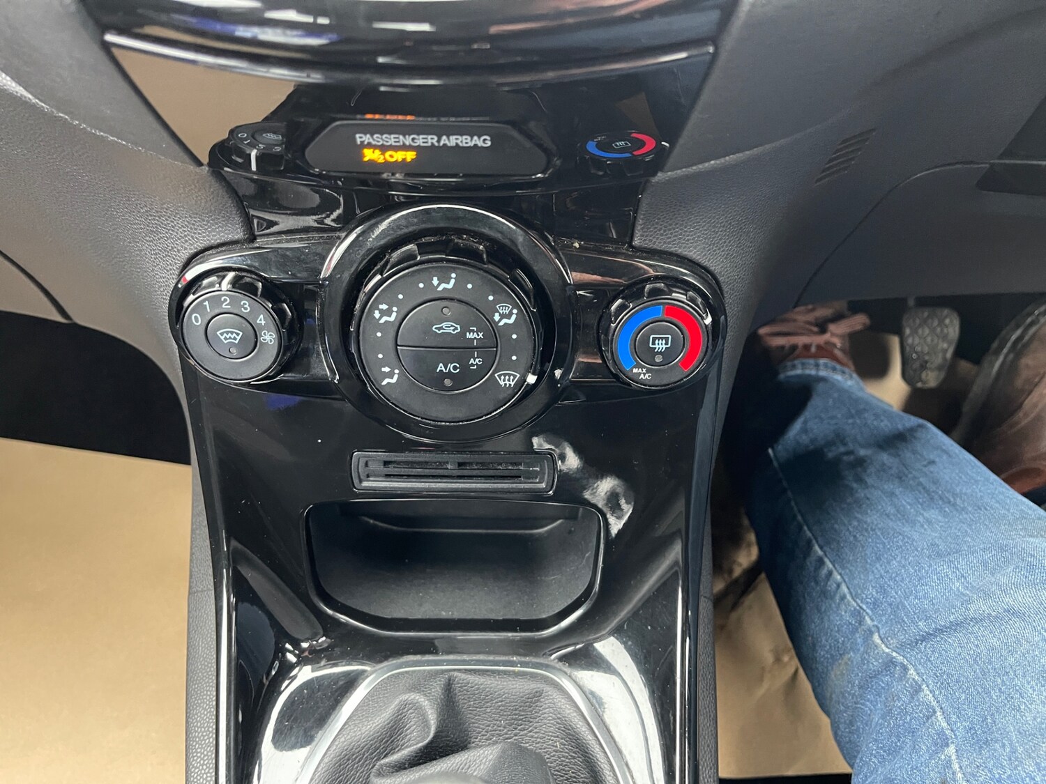 Used Ford Fiesta 2013 for sale - 77701061: Photo 24