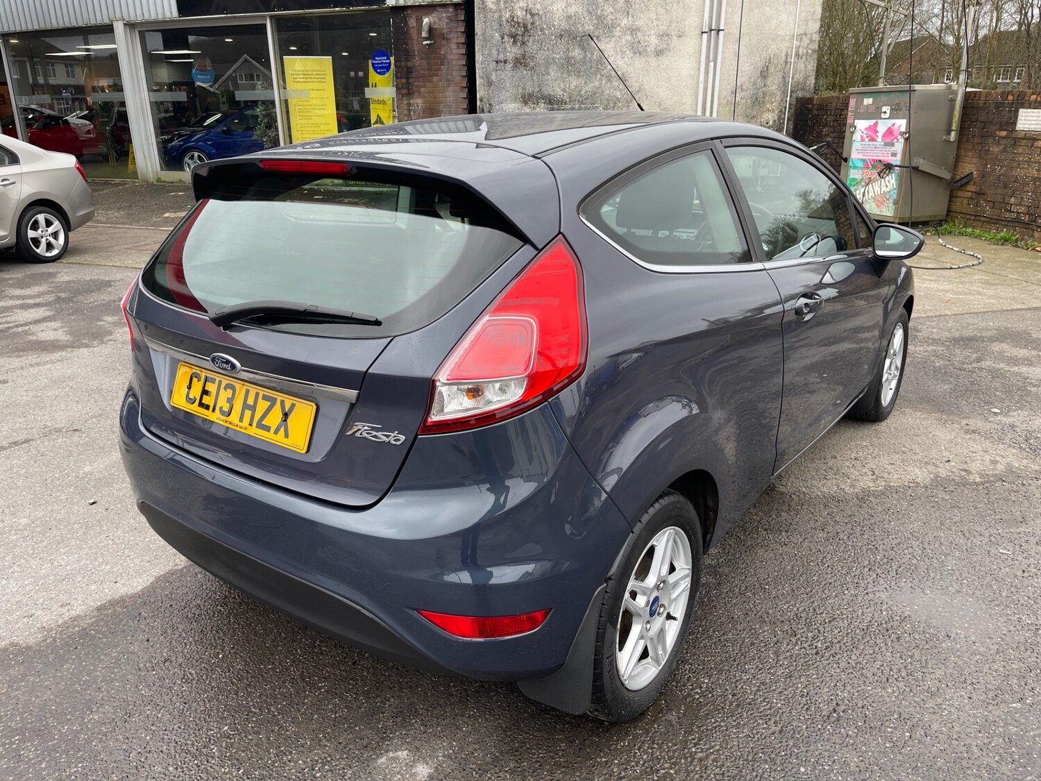 Used Ford Fiesta 2013 for sale - 77701061: Photo 7
