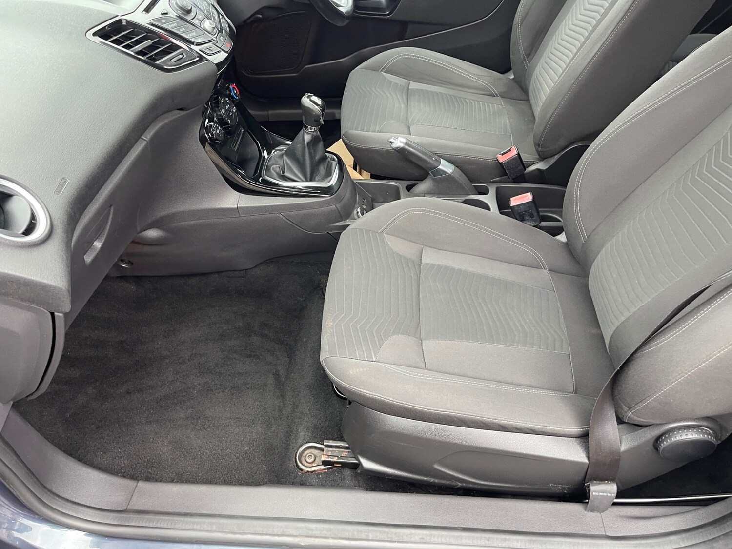 Used Ford Fiesta 2013 for sale - 77701061: Photo 9