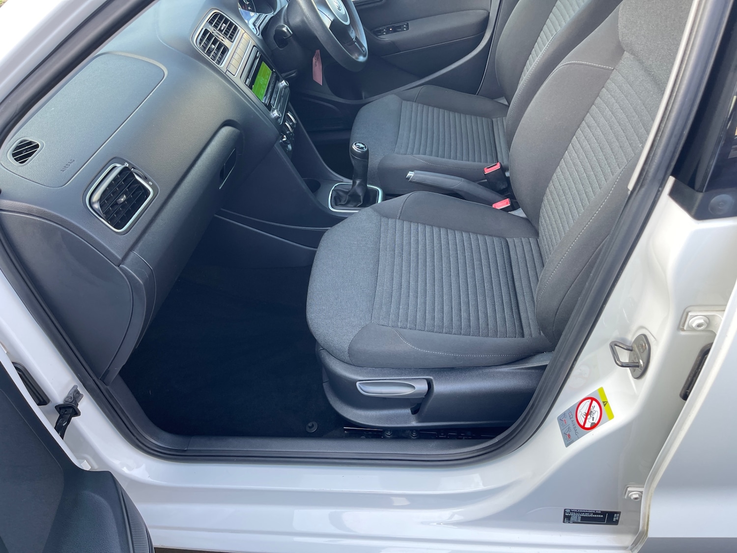 Used Volkswagen Polo 2012 for sale - 77208787: Photo 10