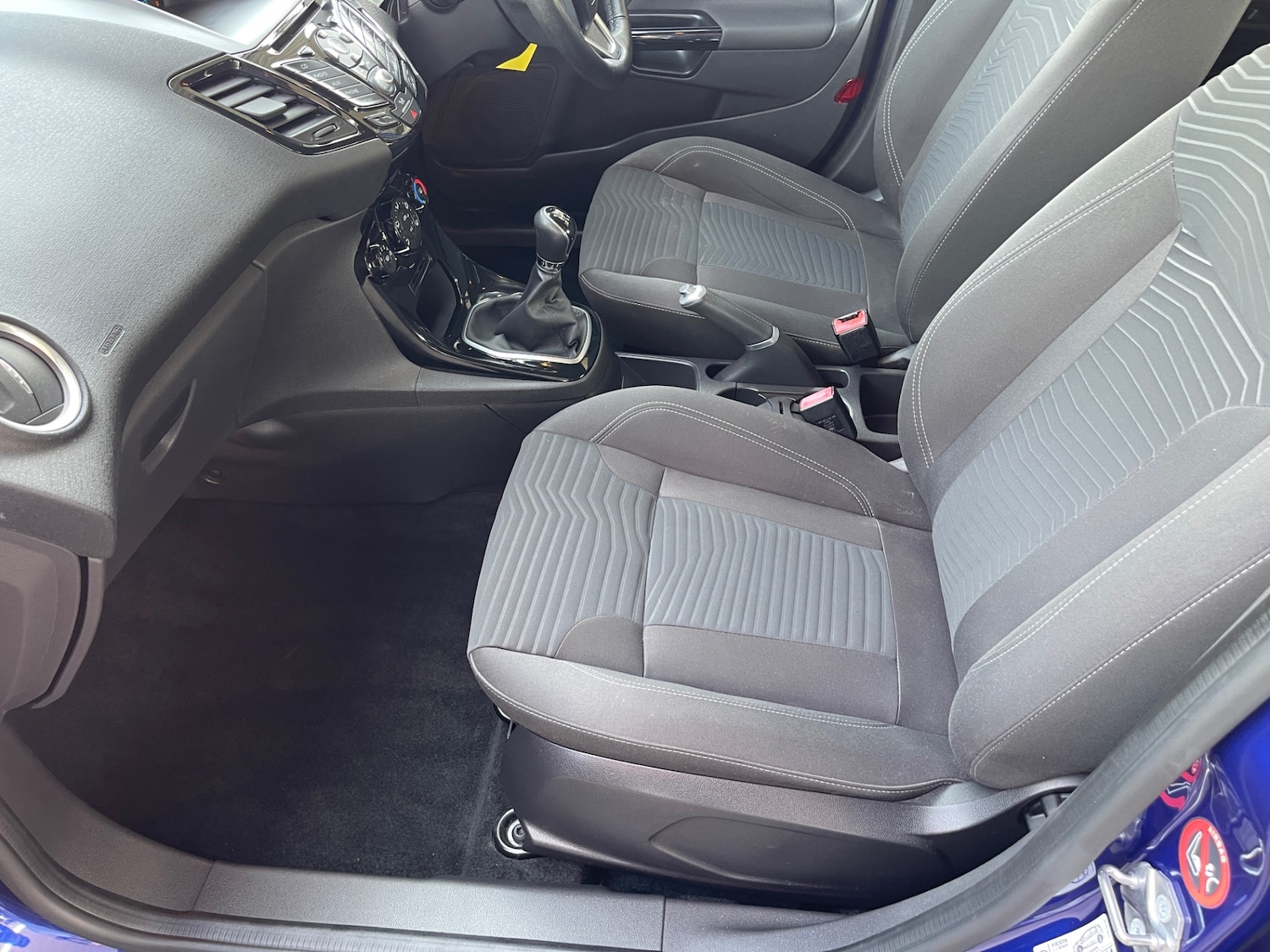 Used Ford Fiesta 2015 for sale - 77984067: Photo 10