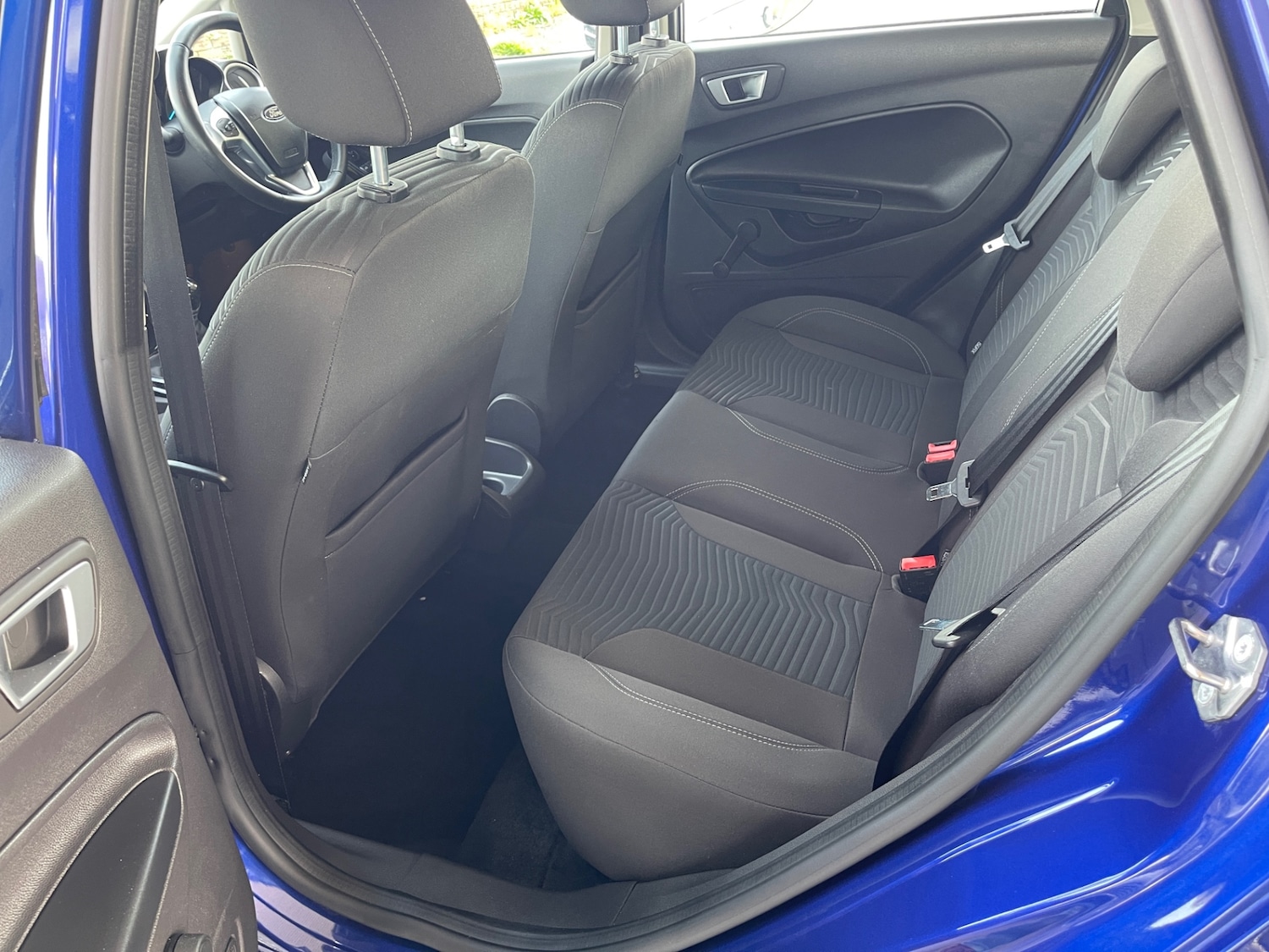 Used Ford Fiesta 2015 for sale - 77984067: Photo 11