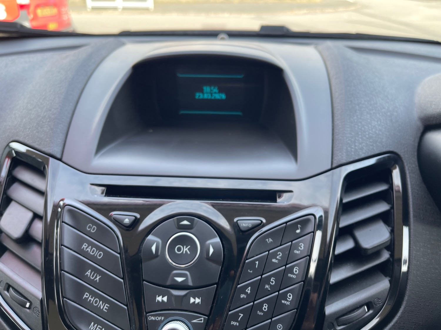 Used Ford Fiesta 2015 for sale - 77984067: Photo 24