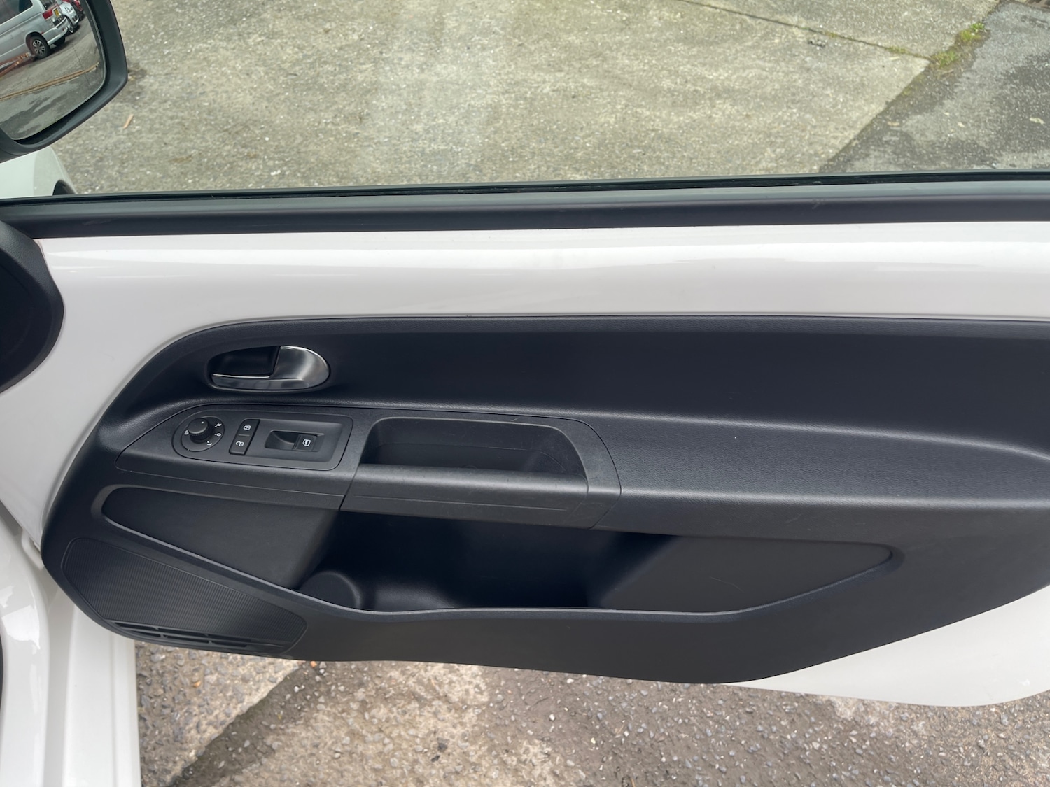 Used Volkswagen up! 2012 for sale - 77323868: Photo 14