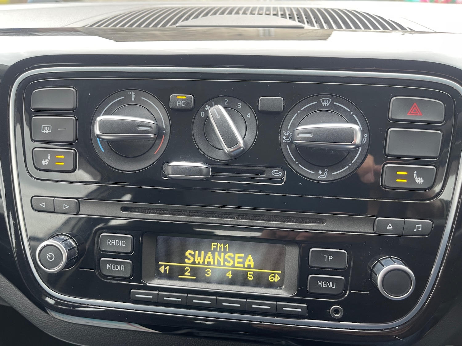 Used Volkswagen up! 2012 for sale - 77323868: Photo 22