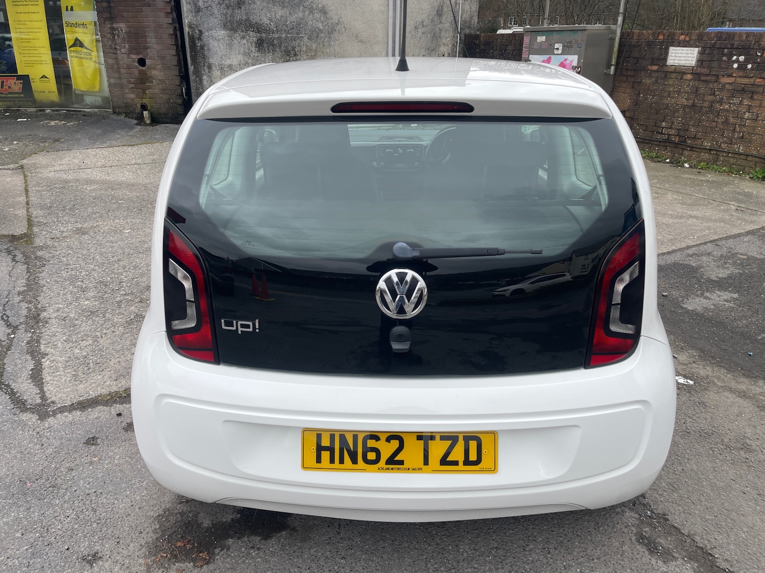 Used Volkswagen up! 2012 for sale - 77323868: Photo 6