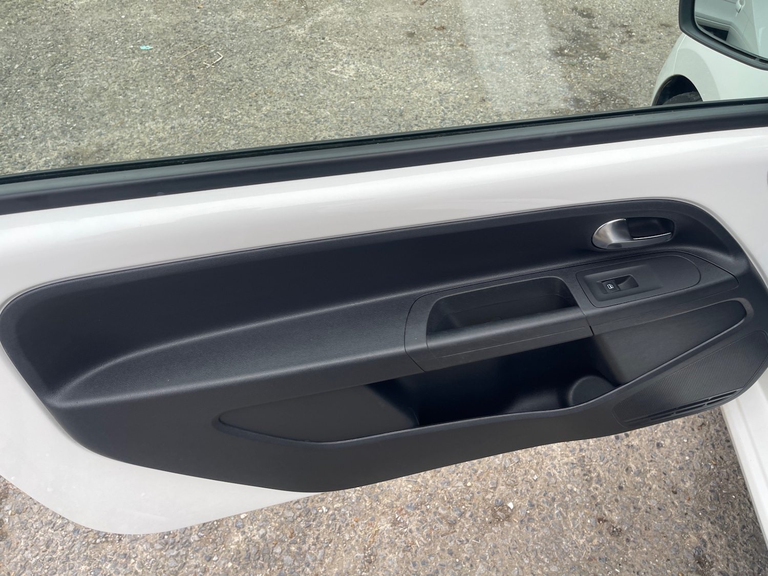 Used Volkswagen up! 2012 for sale - 77323868: Photo 9