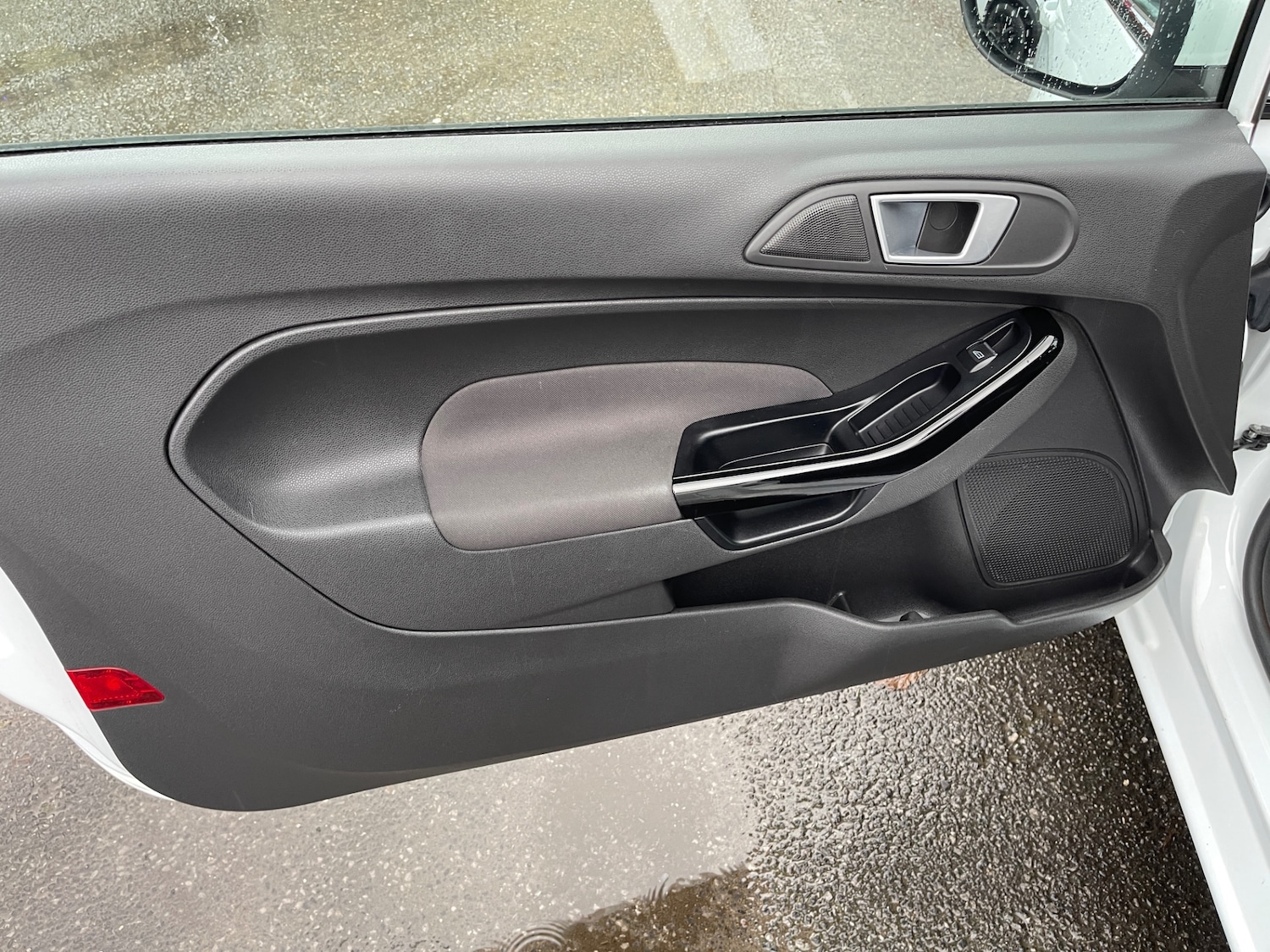 Used Ford Fiesta 2013 for sale - 76980084: Photo 9