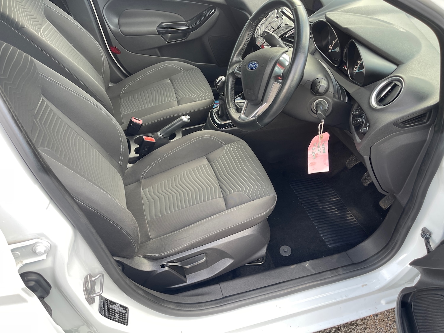 Used Ford Fiesta 2016 for sale - 77001165: Photo 15