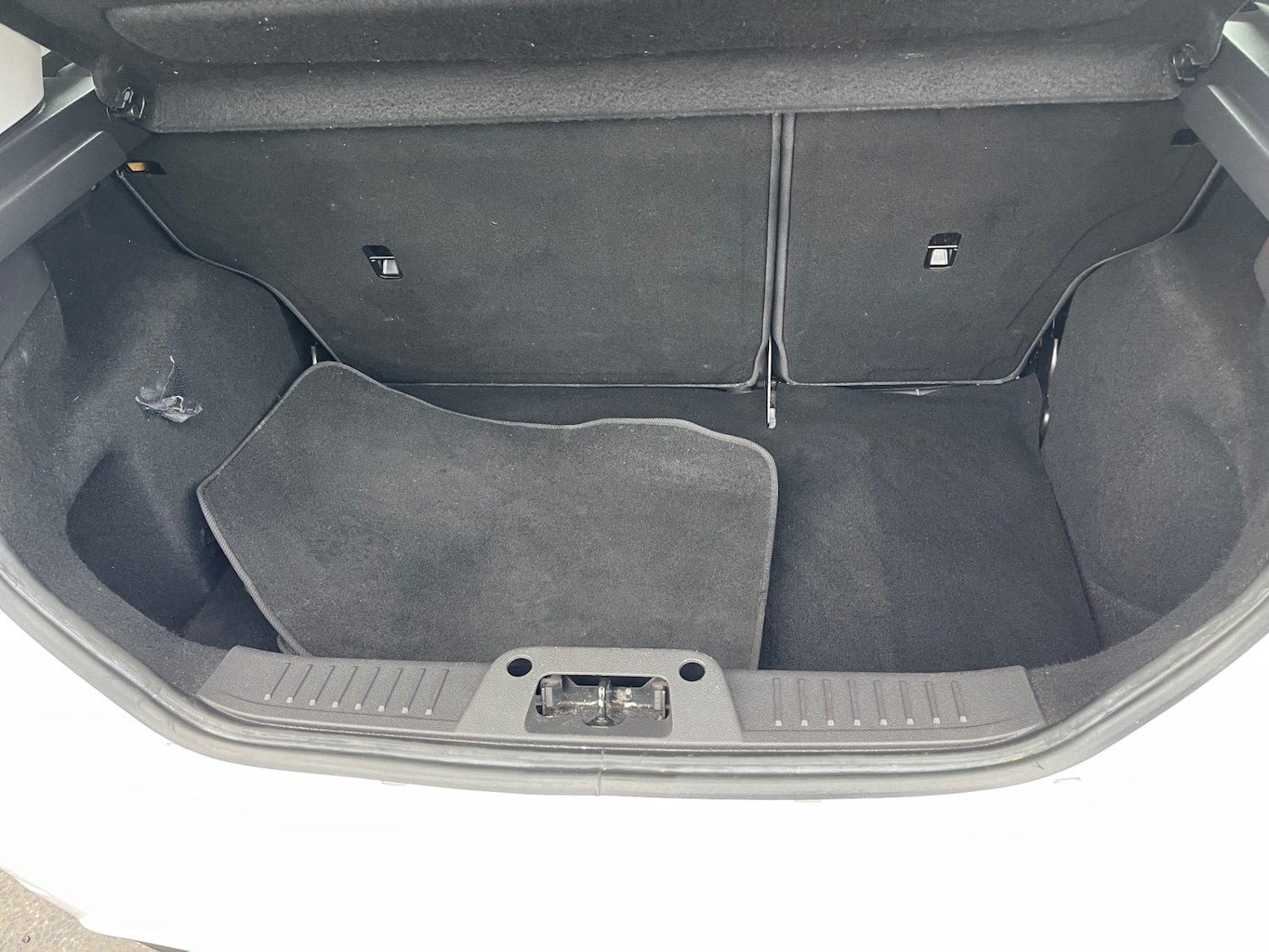 Used Ford Fiesta 2013 for sale - 77282764: Photo 12