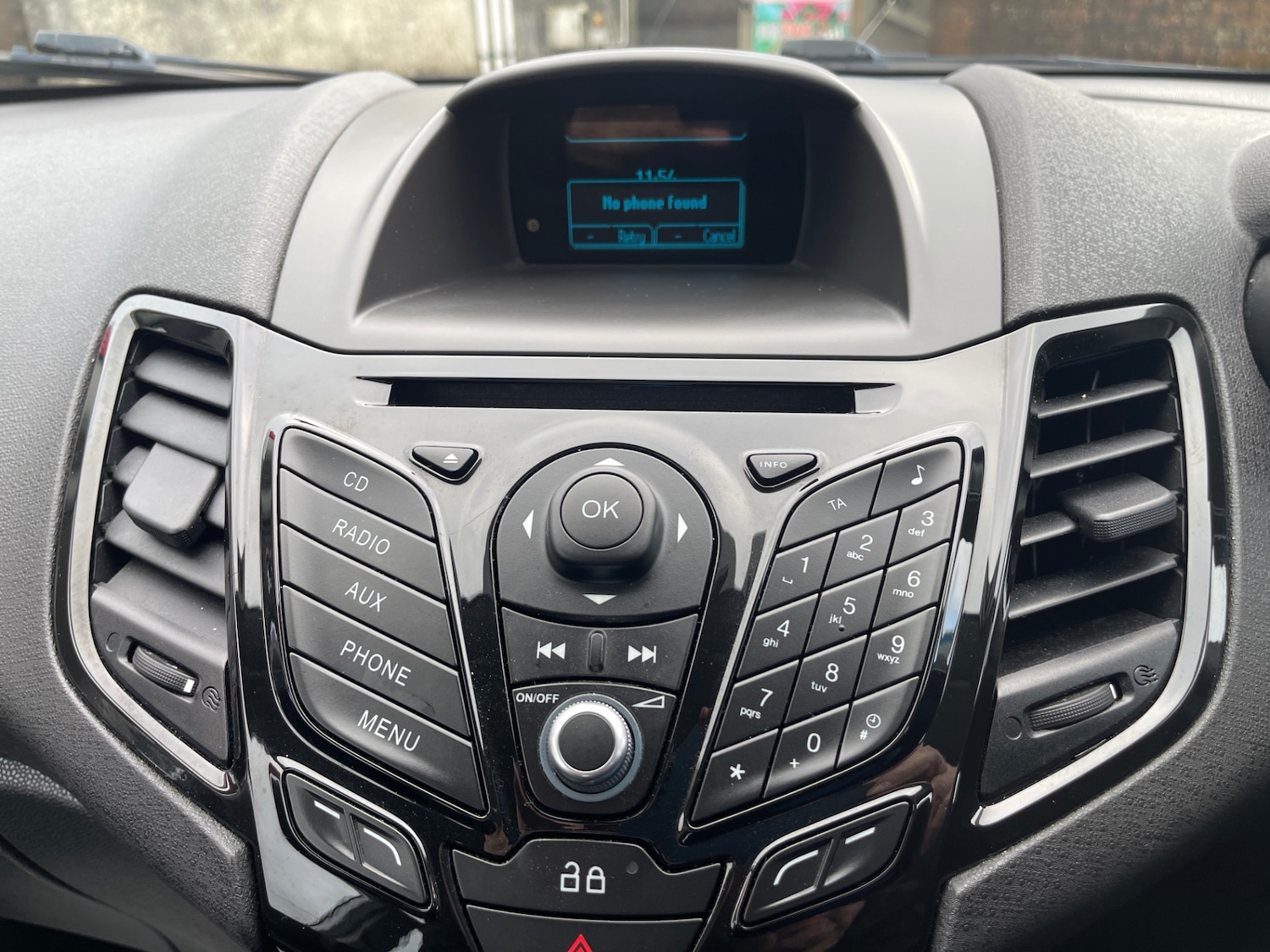 Used Ford Fiesta 2013 for sale - 77282764: Photo 22