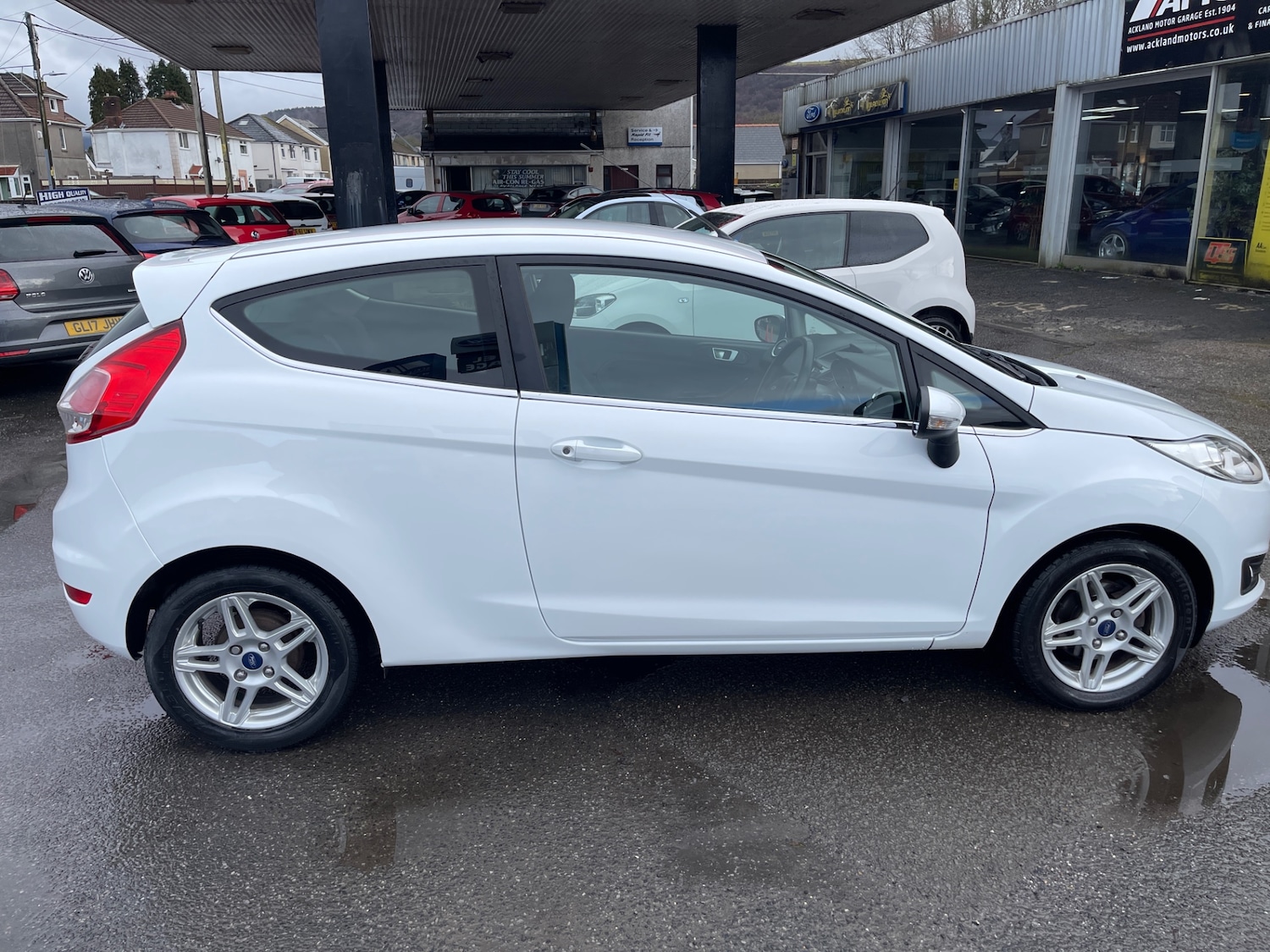 Used Ford Fiesta 2013 for sale - 77282764: Photo 8