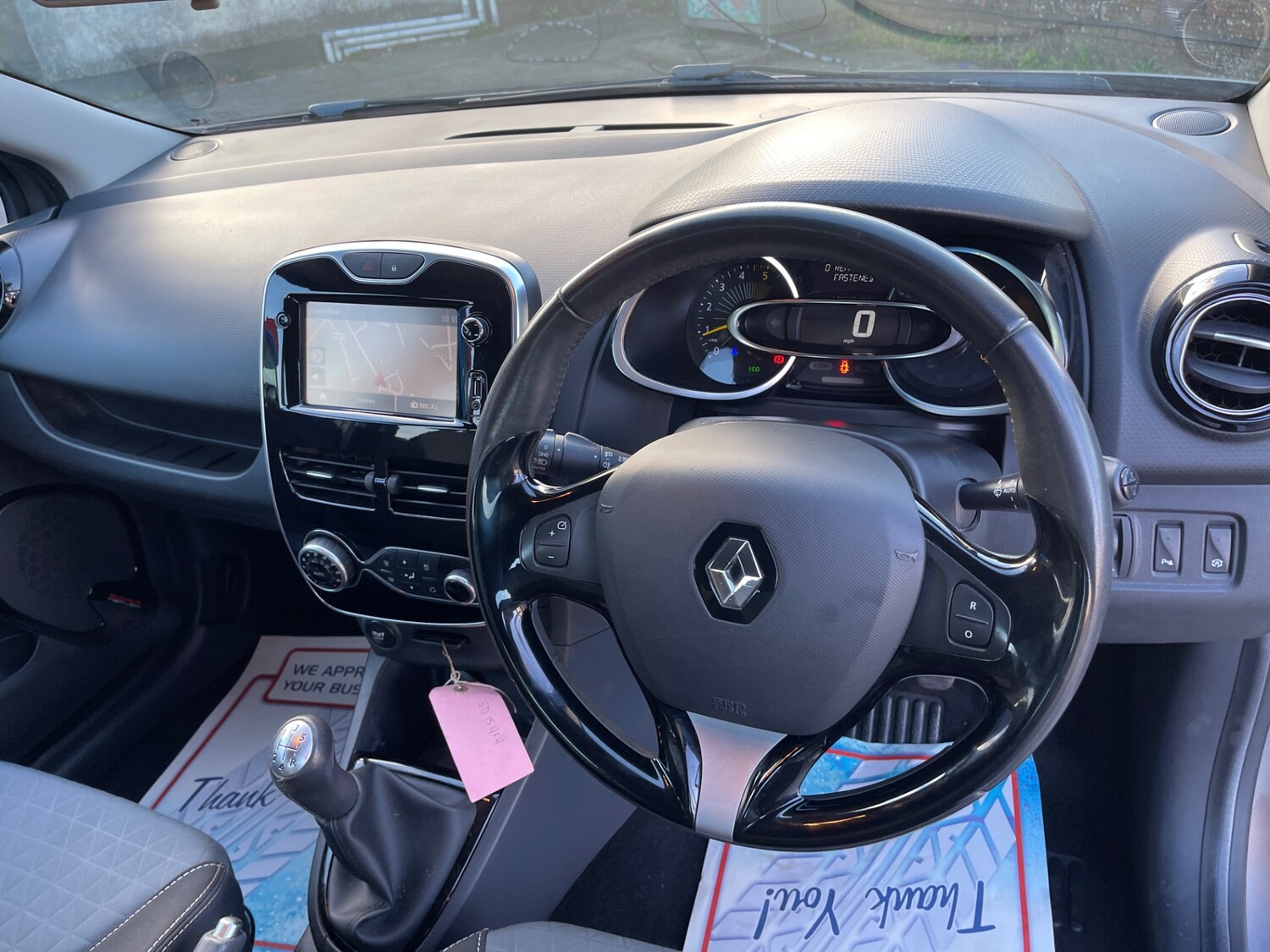 Used Renault Clio 2015 for sale - 76611352: Photo 19