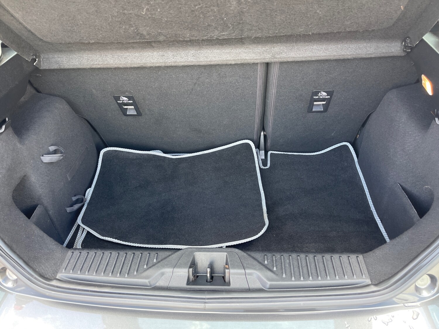 Used Ford Fiesta 2018 for sale - 75932512: Photo 12