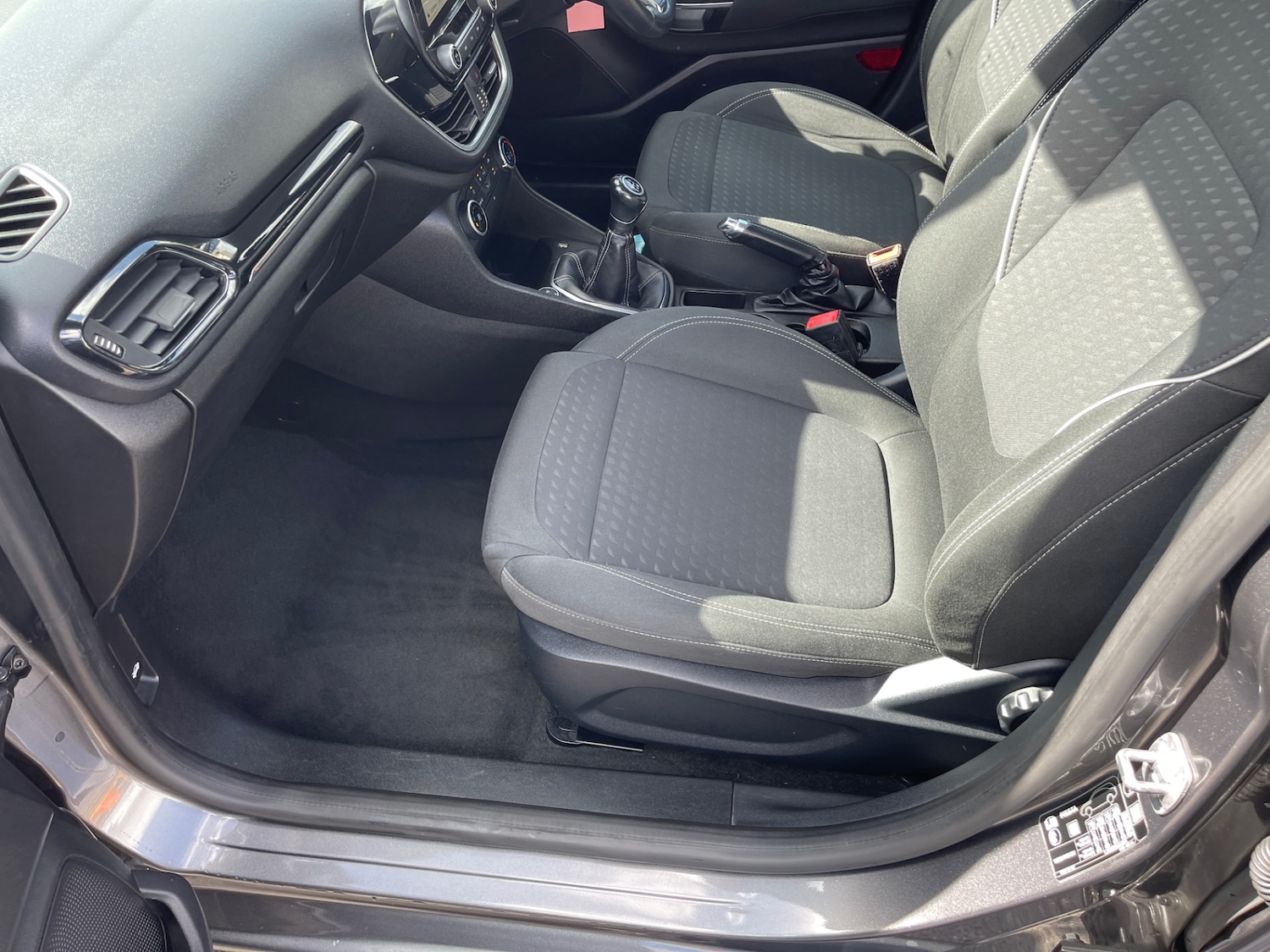 Used Ford Fiesta 2018 for sale - 75932512: Photo 9