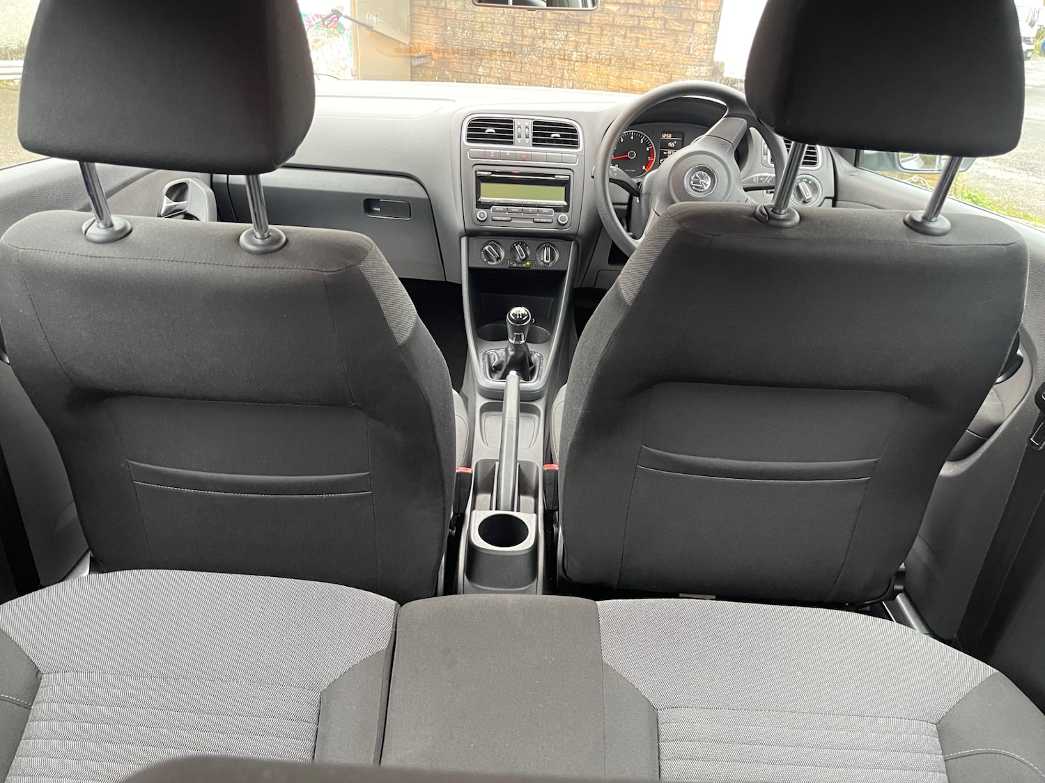 Used Volkswagen Polo 2010 for sale - 76412077: Photo 14