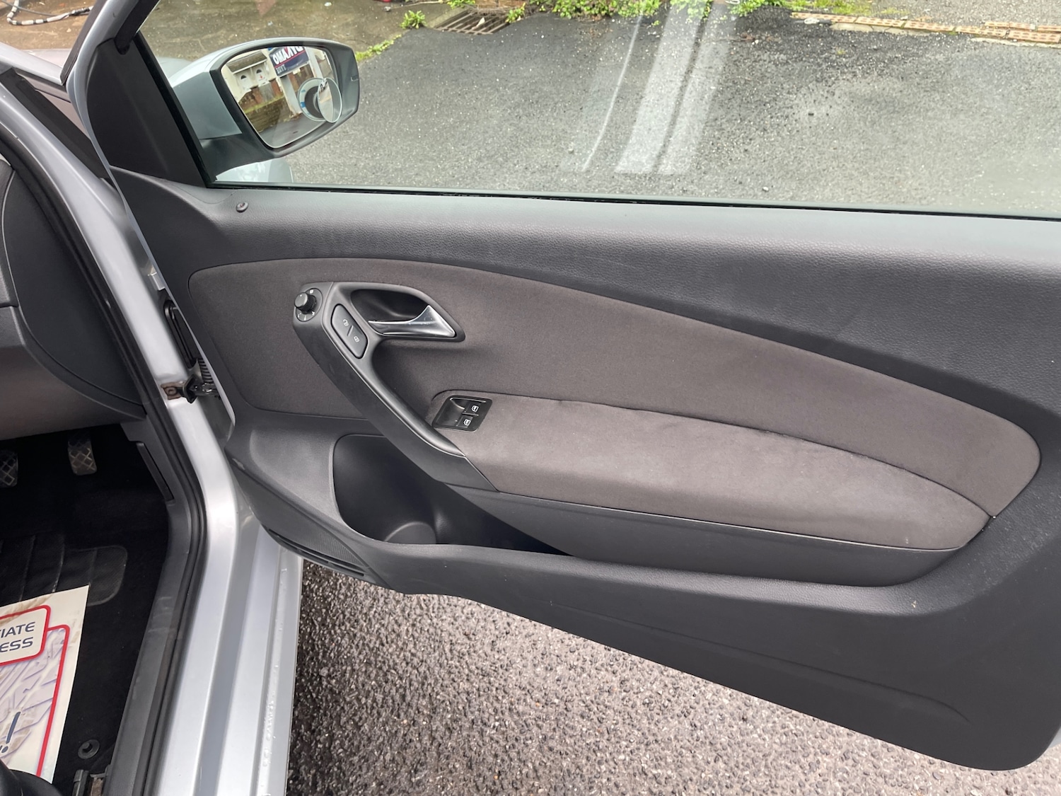 Used Volkswagen Polo 2010 for sale - 76412077: Photo 15