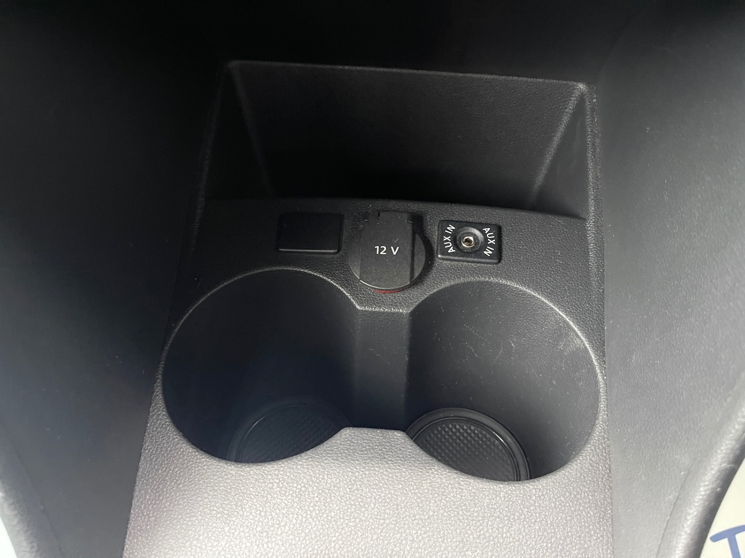 Used Volkswagen Polo 2010 for sale - 76412077: Photo 26