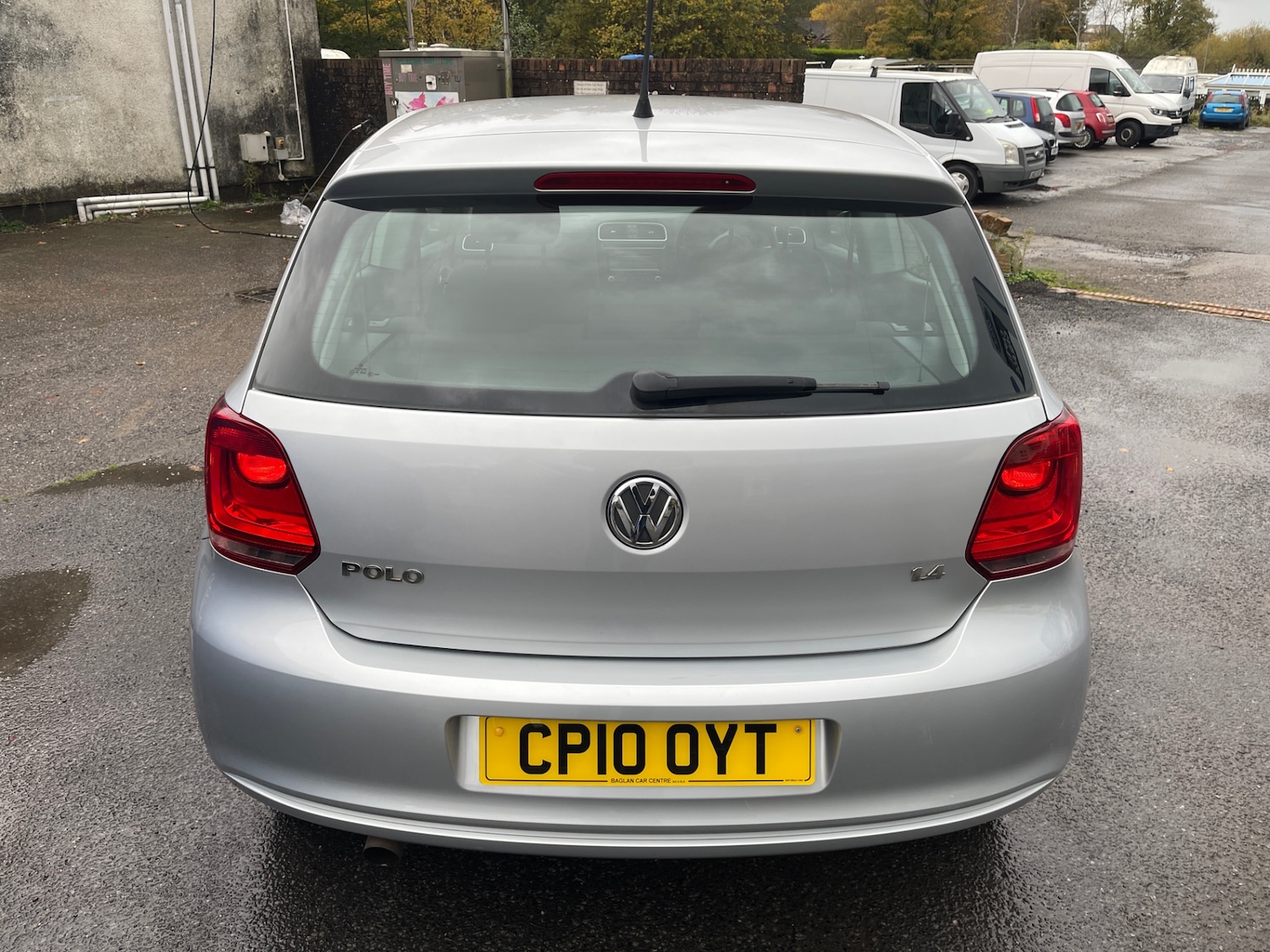 Used Volkswagen Polo 2010 for sale - 76412077: Photo 6