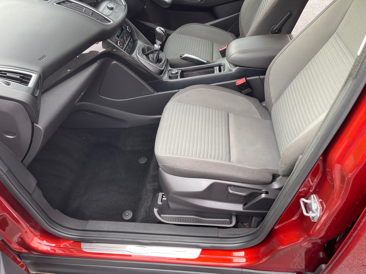 Used Ford Grand C-Max 2017 for sale - 77168732: Photo 11