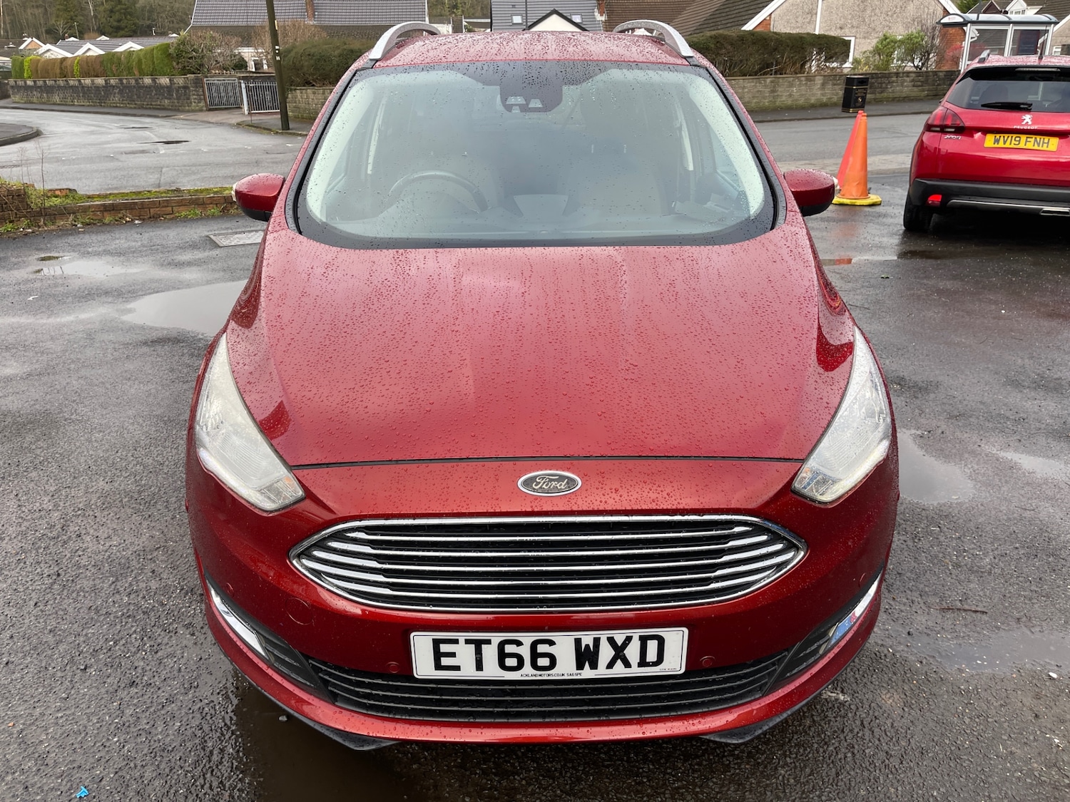 Used Ford Grand C-Max 2017 for sale - 77168732: Photo 2
