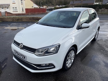 Used Volkswagen Polo 2015 for sale - 77528932: Photo