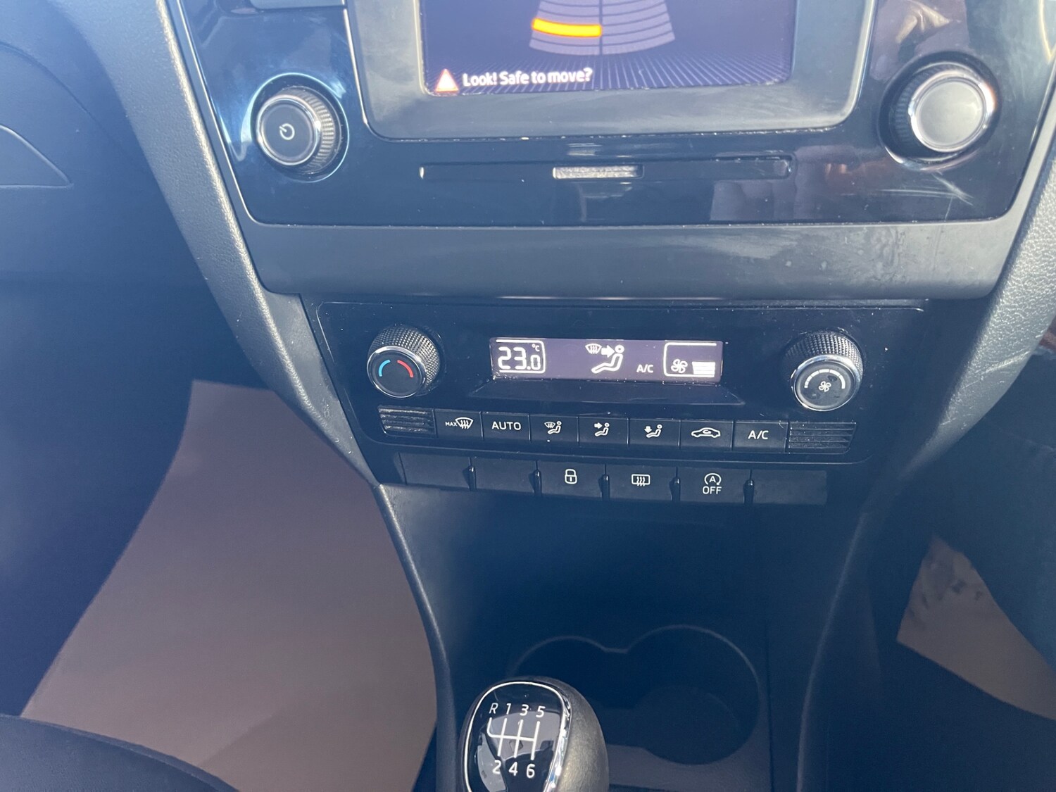 Used Skoda Rapid 2016 for sale - 77700931: Photo 28