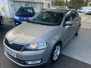 Used Skoda Rapid 2016 for sale - 77700931: Photo