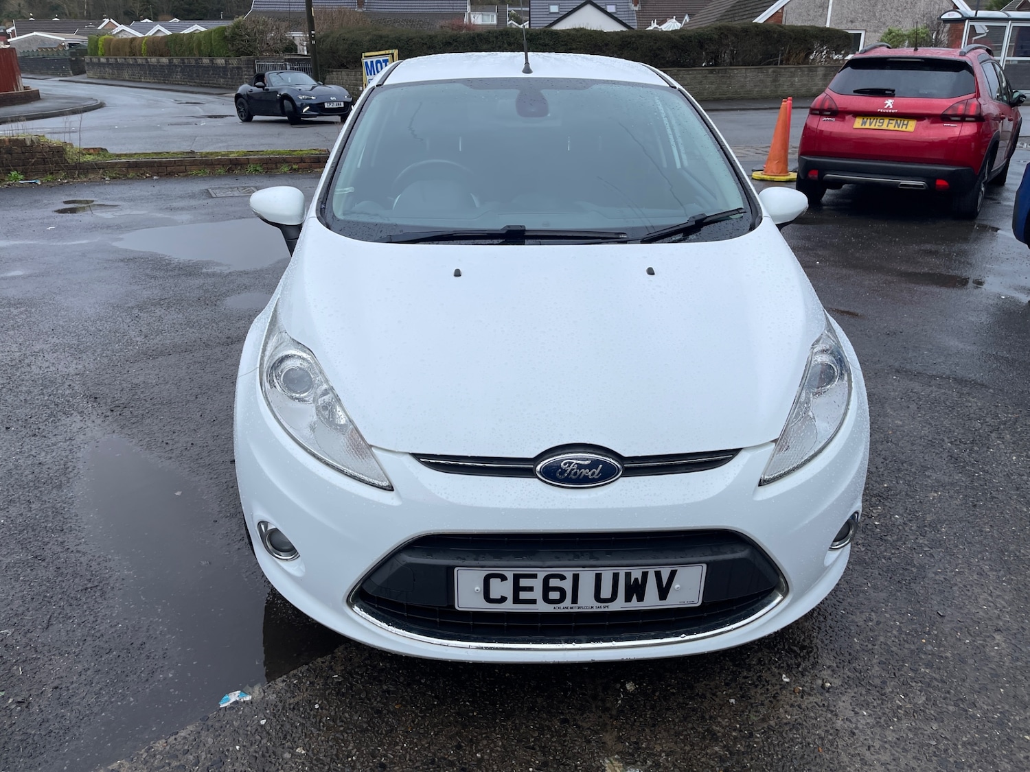 Used Ford Fiesta 2011 for sale - 77168111: Photo 2