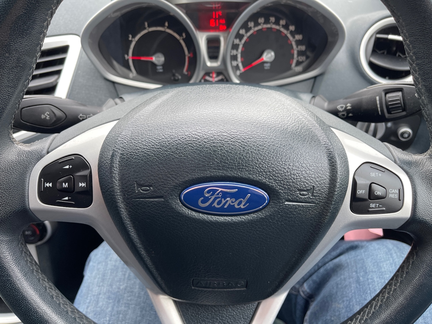 Used Ford Fiesta 2011 for sale - 77168111: Photo 22