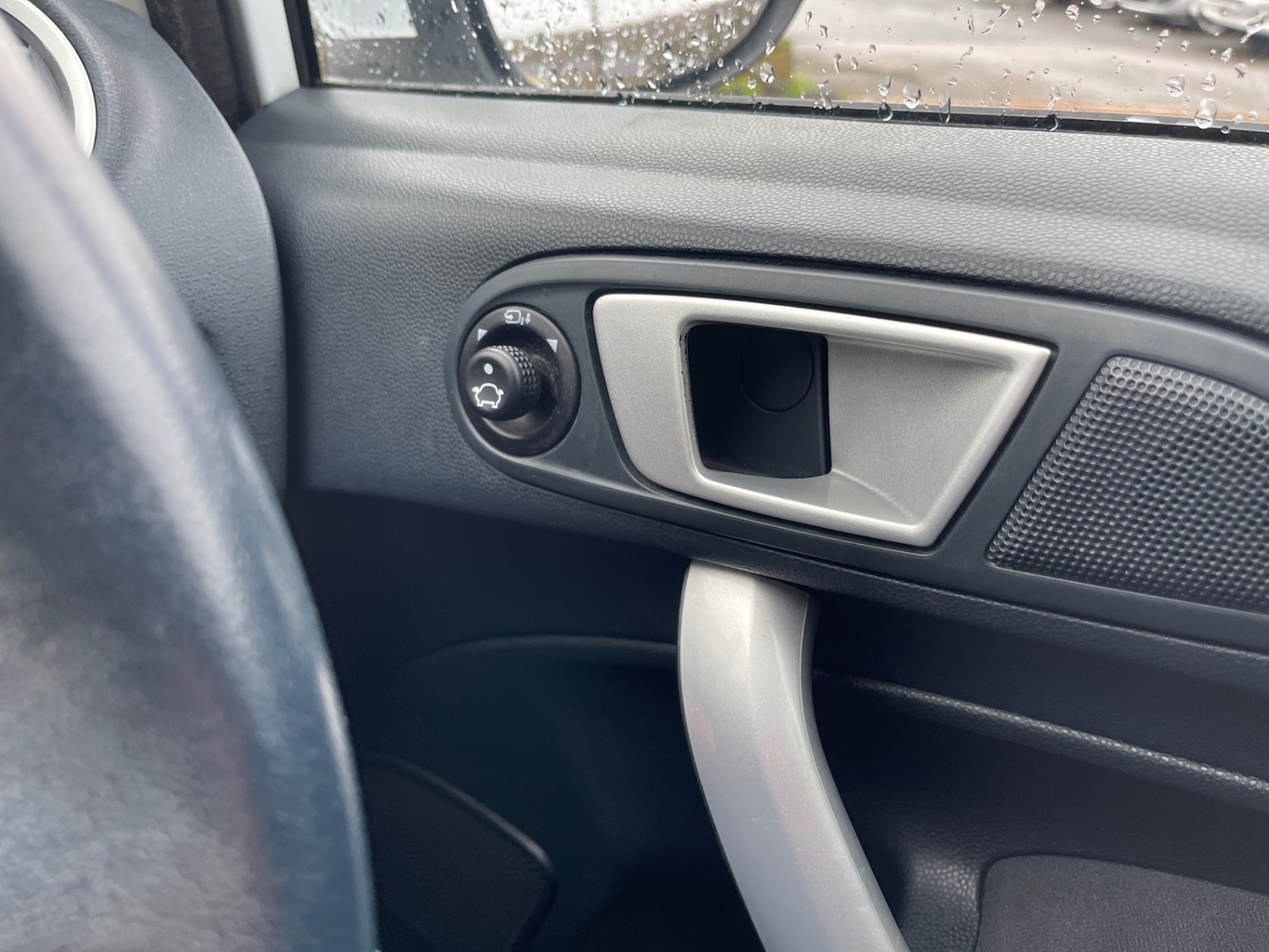 Used Ford Fiesta 2011 for sale - 77168111: Photo 29