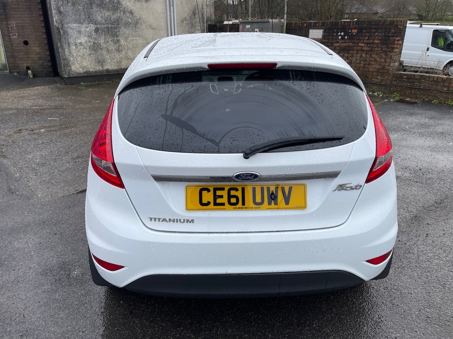 Used Ford Fiesta 2011 for sale - 77168111: Photo 6