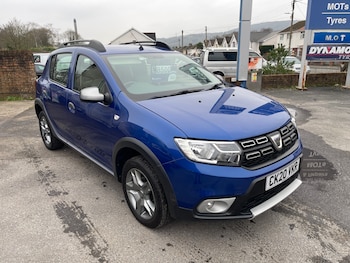 Used Dacia Sandero Stepway 2020 for sale - 77729649: Photo