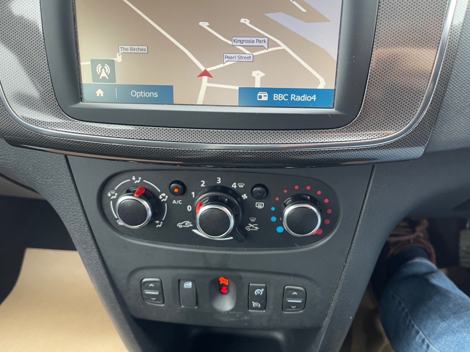 Used Dacia Sandero Stepway 2020 for sale - 77729649: Photo 24