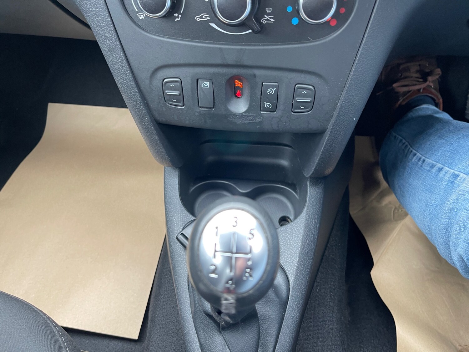 Used Dacia Sandero Stepway 2020 for sale - 77729649: Photo 25
