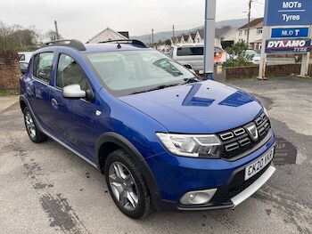 Used Dacia Sandero Stepway 2020 for sale - 77729649: Photo