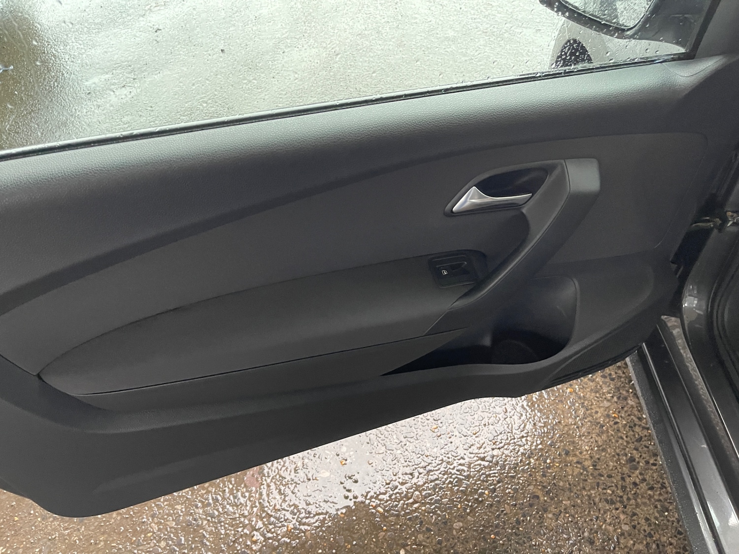 Used Volkswagen Polo 2010 for sale - 76979586: Photo 10