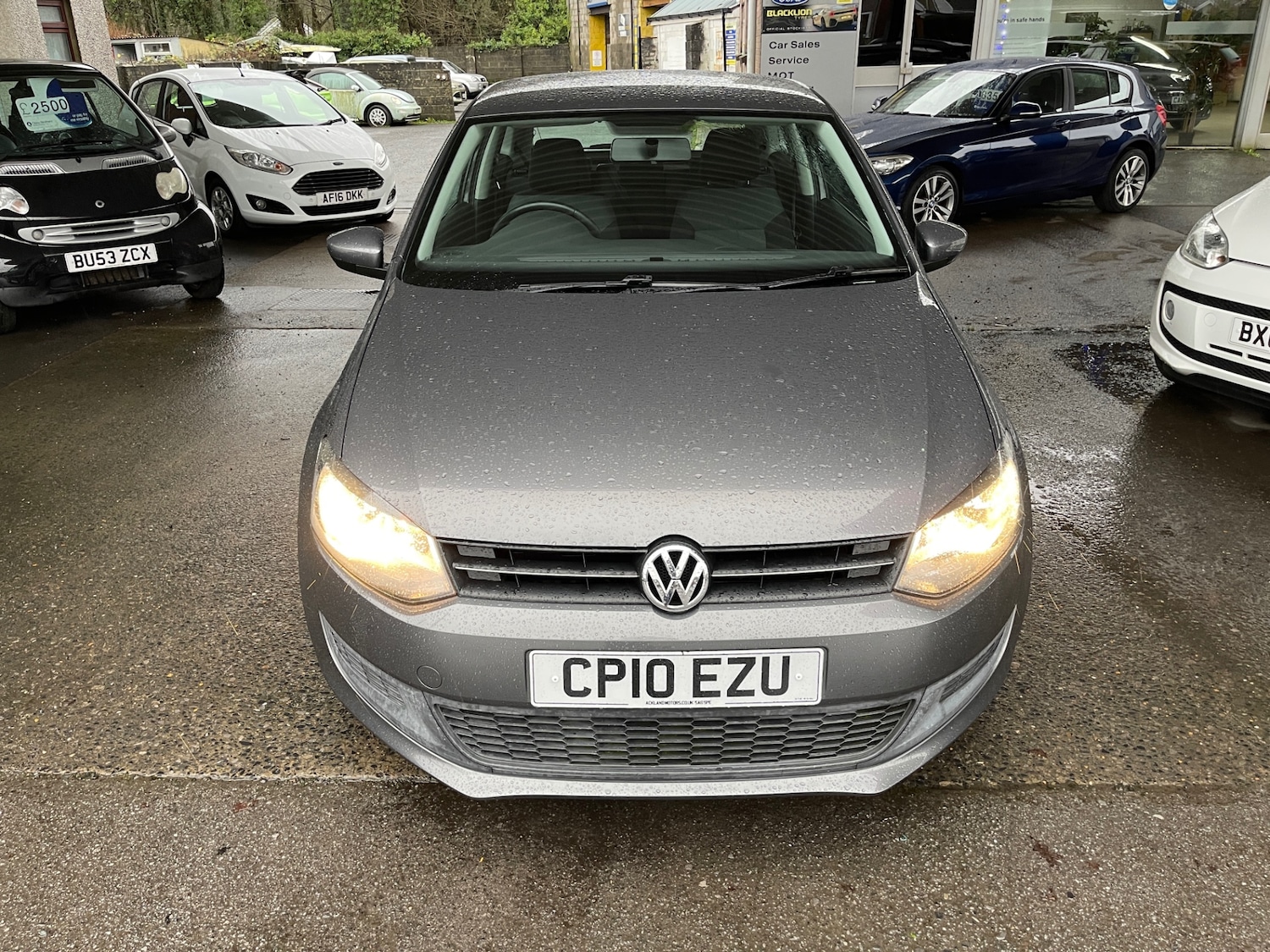 Used Volkswagen Polo 2010 for sale - 76979586: Photo 2