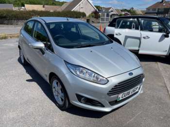 2016 (16) - 1.0 EcoBoost Zetec 5dr