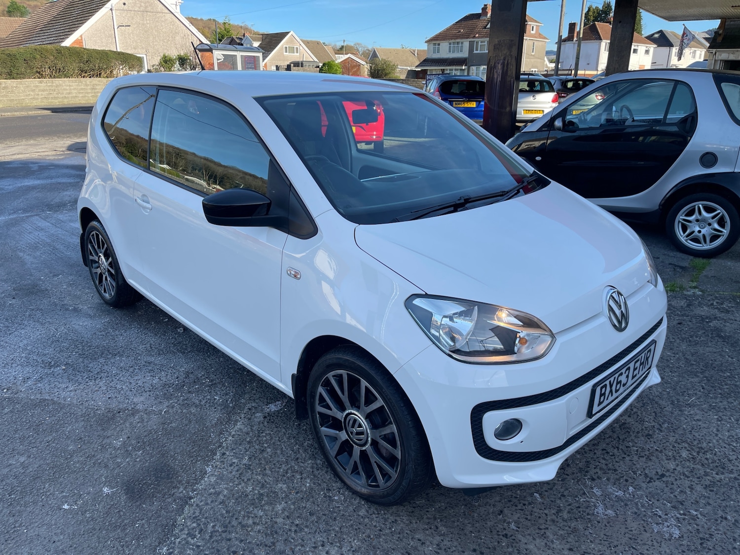 Used Volkswagen up! 2013 for sale - 76650279: Photo 1