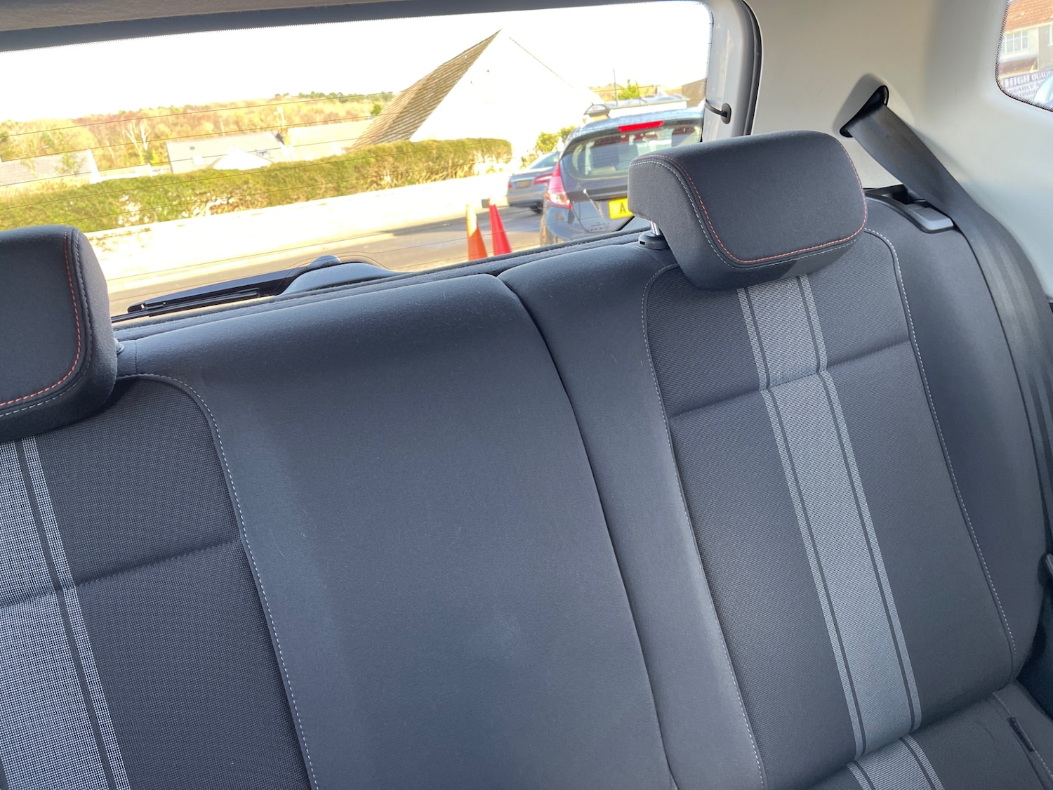 Used Volkswagen up! 2013 for sale - 76650279: Photo 18