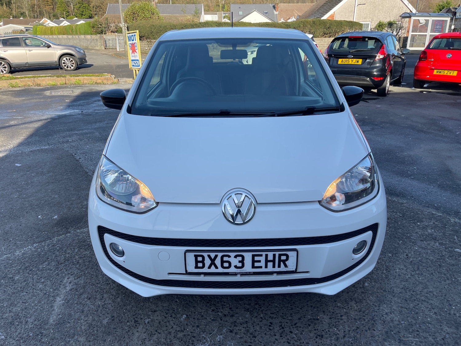 Used Volkswagen up! 2013 for sale - 76650279: Photo 2