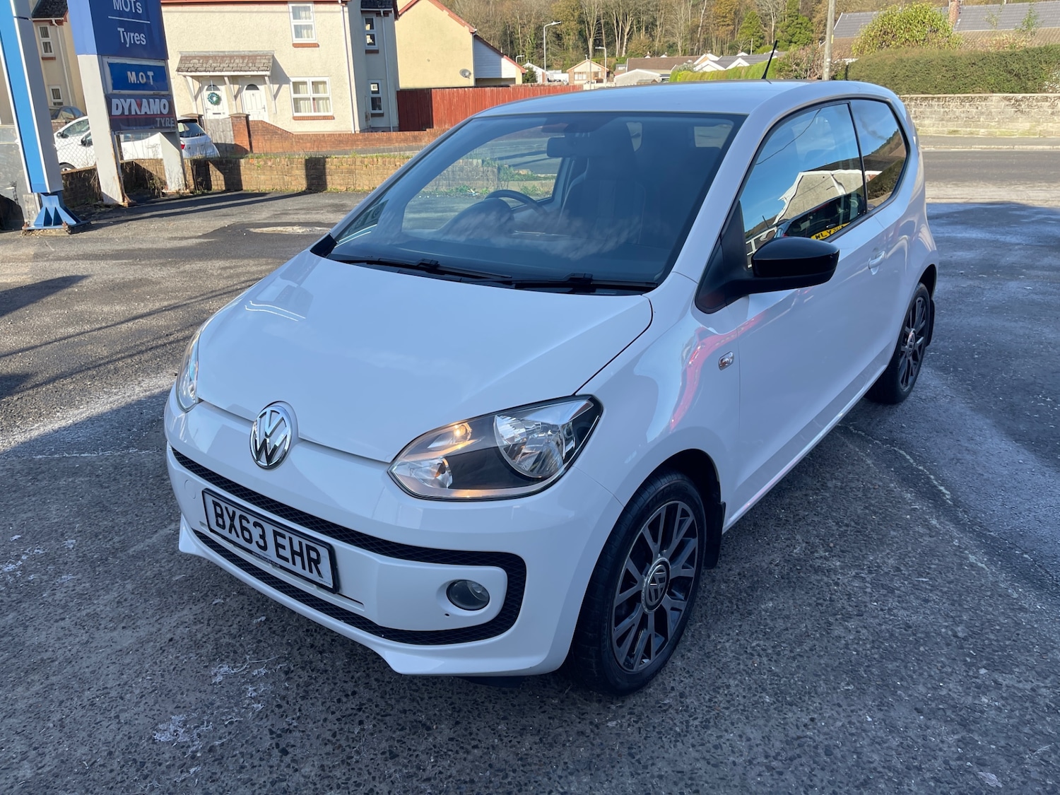Used Volkswagen up! 2013 for sale - 76650279: Photo 3