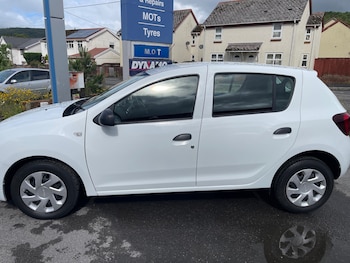 Used Dacia Sandero 2020 for sale - 78745052: Photo