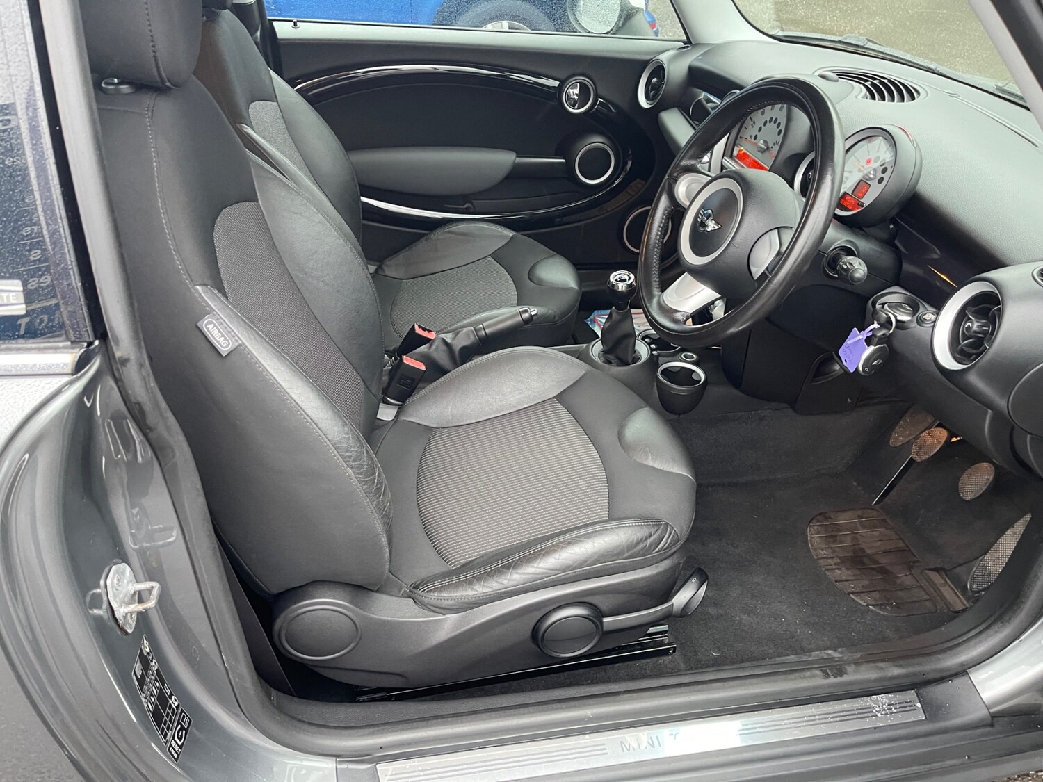 Used MINI Hatch 2010 for sale - 76450408: Photo 16