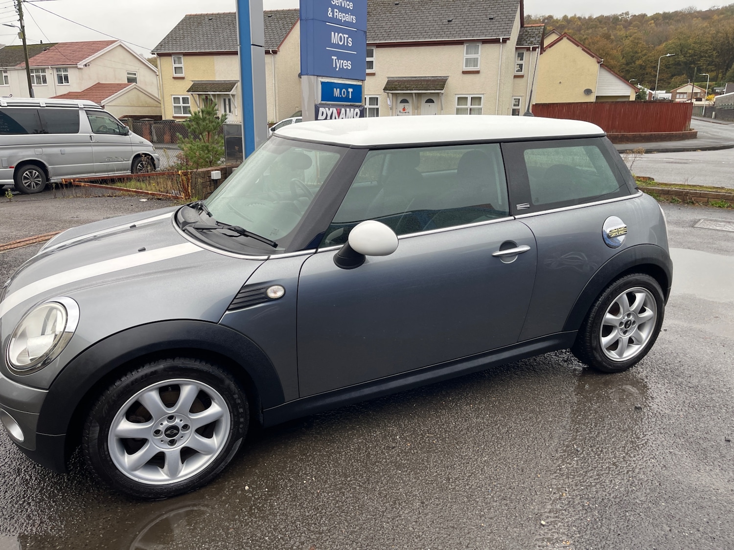 Used MINI Hatch 2010 for sale - 76450408: Photo 4