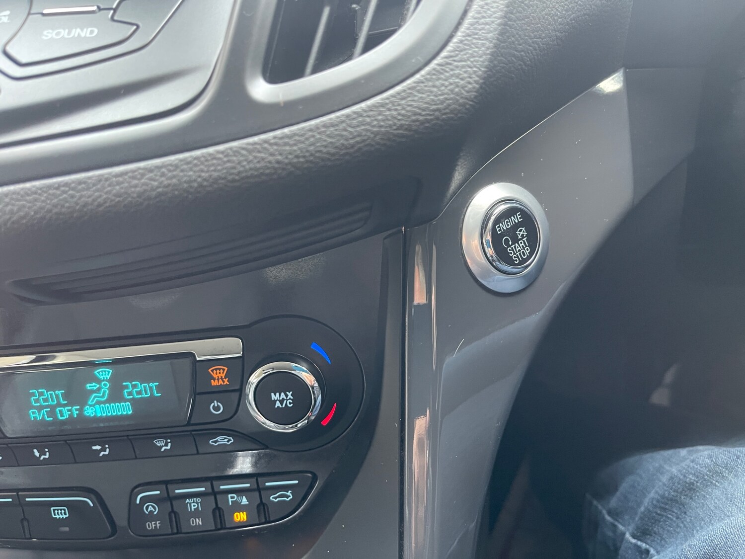 Used Ford Kuga 2016 for sale - 76329595: Photo 28