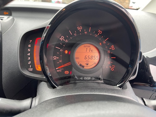 Used Toyota AYGO 2016 for sale - 76299039: Photo 24