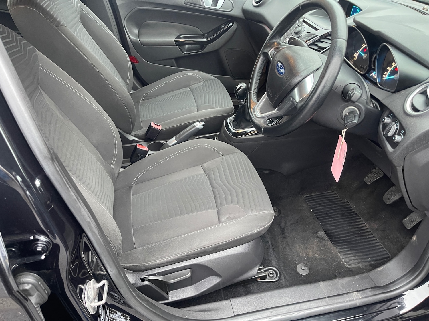 Used Ford Fiesta 2013 for sale - 77283229: Photo 17