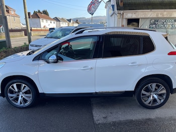 Used Peugeot 2008 2015 for sale - 77662721: Photo